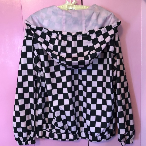 Forever 21 Baby Pink Checkered Windbreaker - Picture 2 of 3